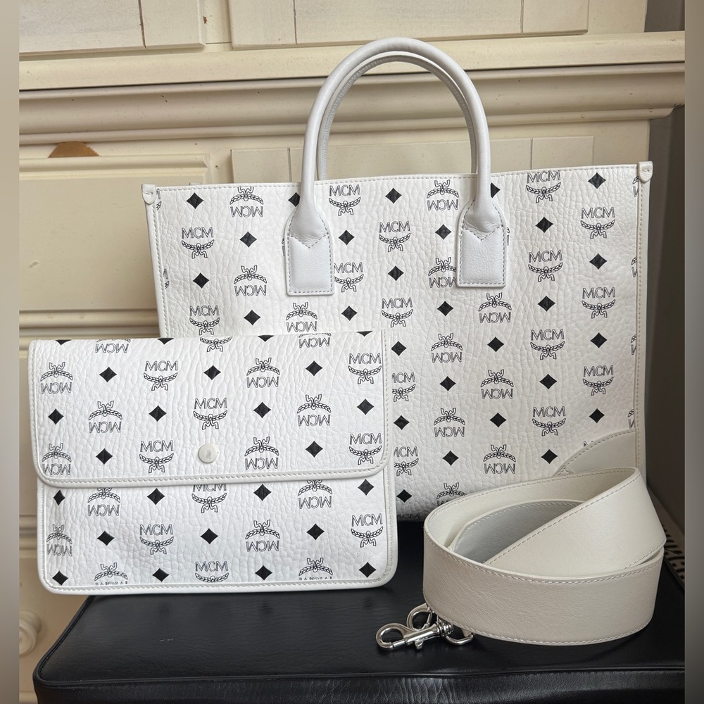 MCM Large Munchen Visetos Tote White Monogram